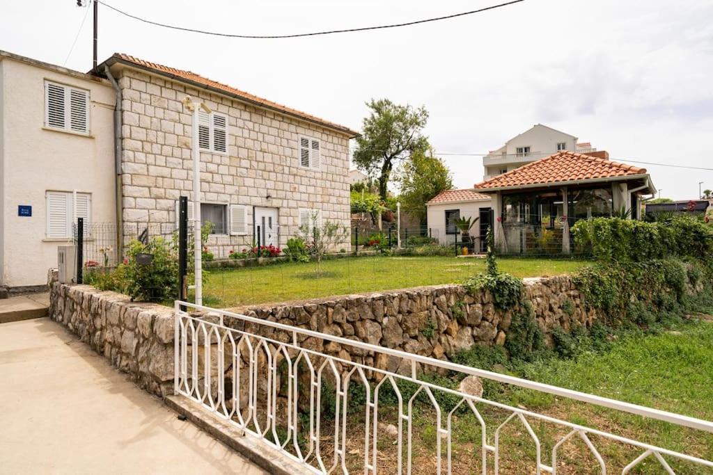 Suite By The Beach For 2 Cavtat Extérieur photo