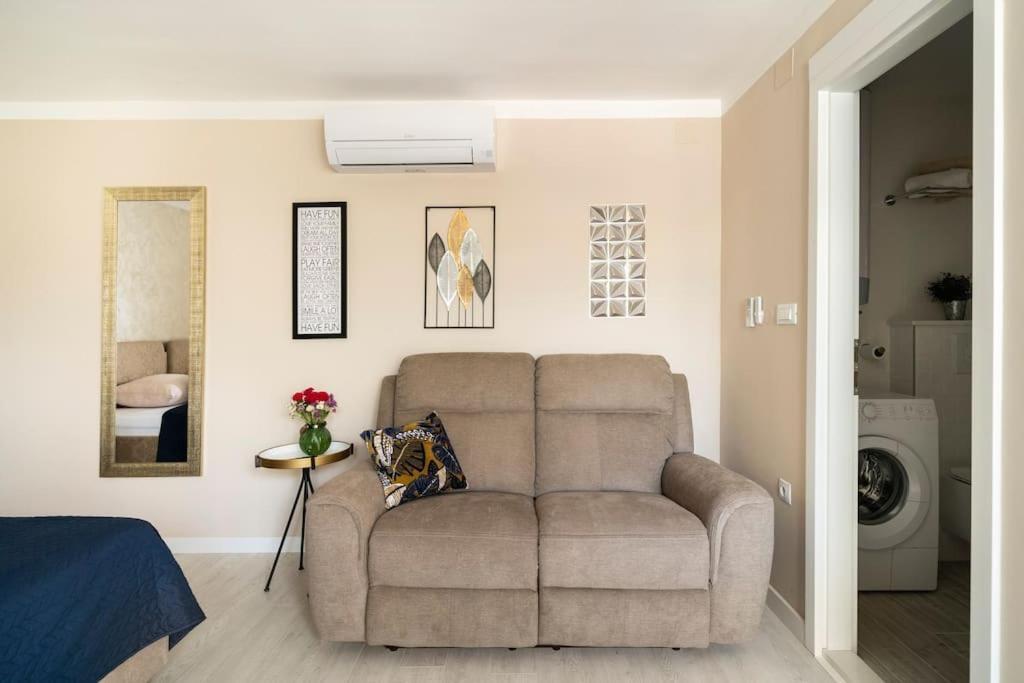 Suite By The Beach For 2 Cavtat Extérieur photo